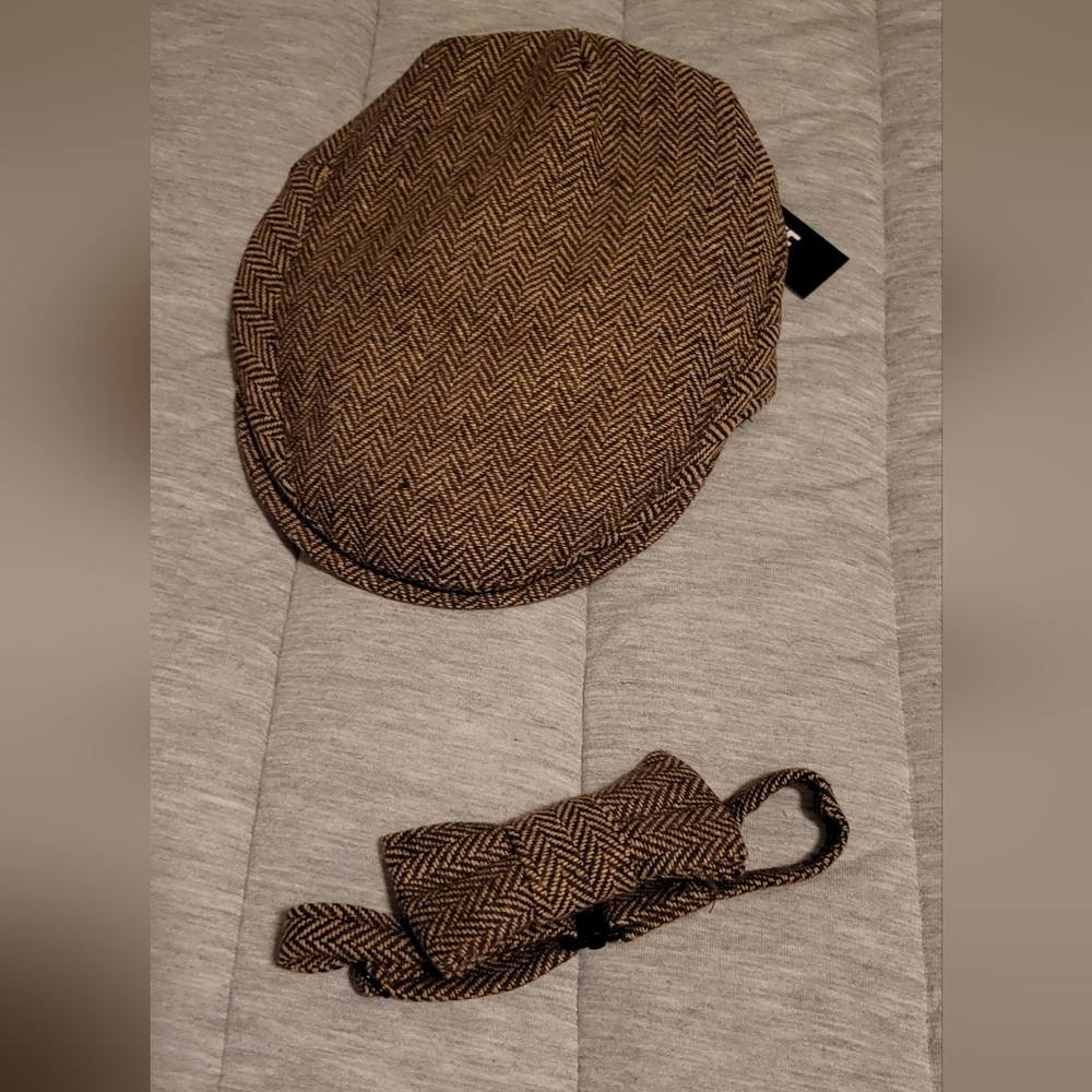 Newborn Newsboy cap and bow tie